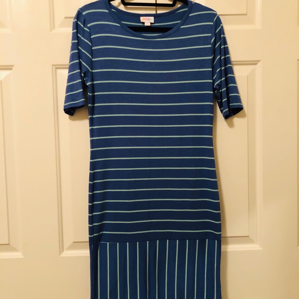 LuLaRoe Julia Dress Size Medium NWOT